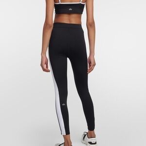 ALO Yoga Airlift Black and White High-Waist Leggings